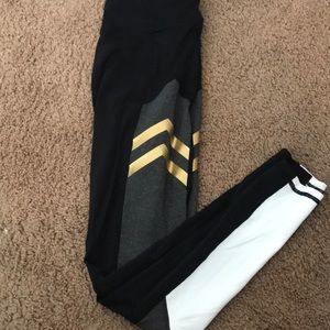 Betsy Johnson sweat leggings XS